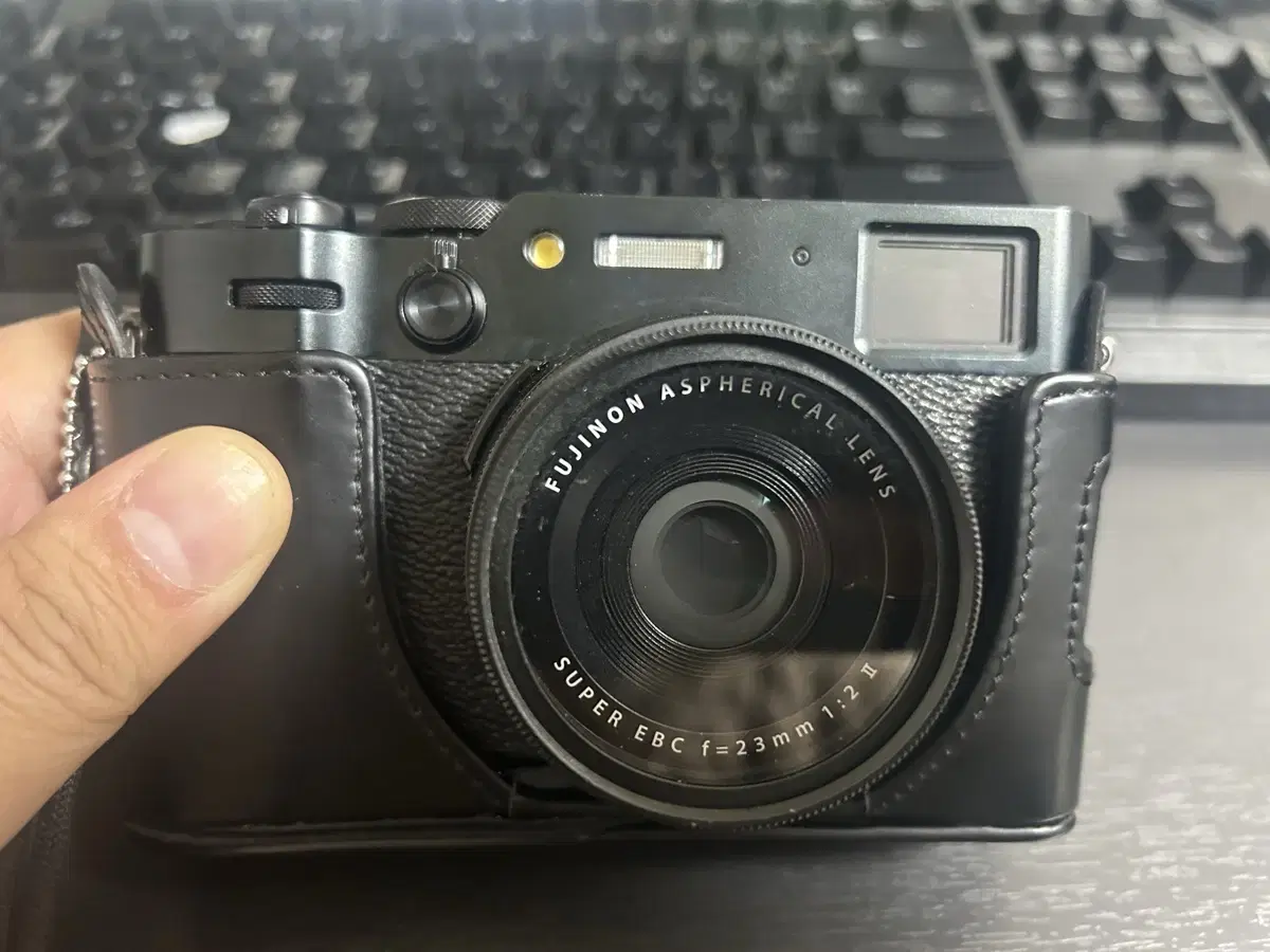 X100vi 블랙